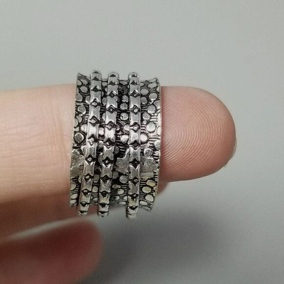 Vintage Polka Dot Design Spinner Ring, Silver Tone Size 8 Band, Wide Fidget - Picture 2 of 9